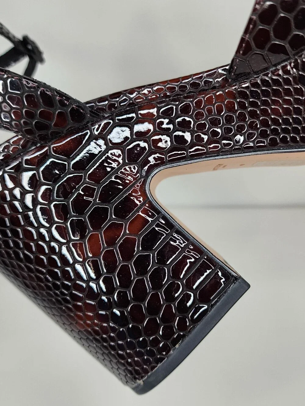 Kurt Geiger Chelsea  Black Faux-Snakeskin Platform Slingback Heels Size 40/US 9 - Picture 4 of 11